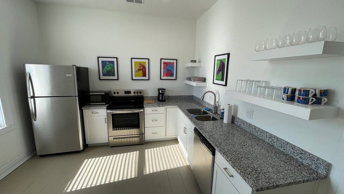 Mount Sterling Apartment | Charming Downtown Apartment