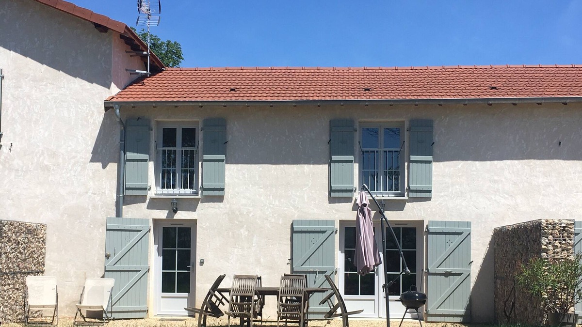 Charnay-les-Macon House | Charming duplex with terrace and view of Solutré