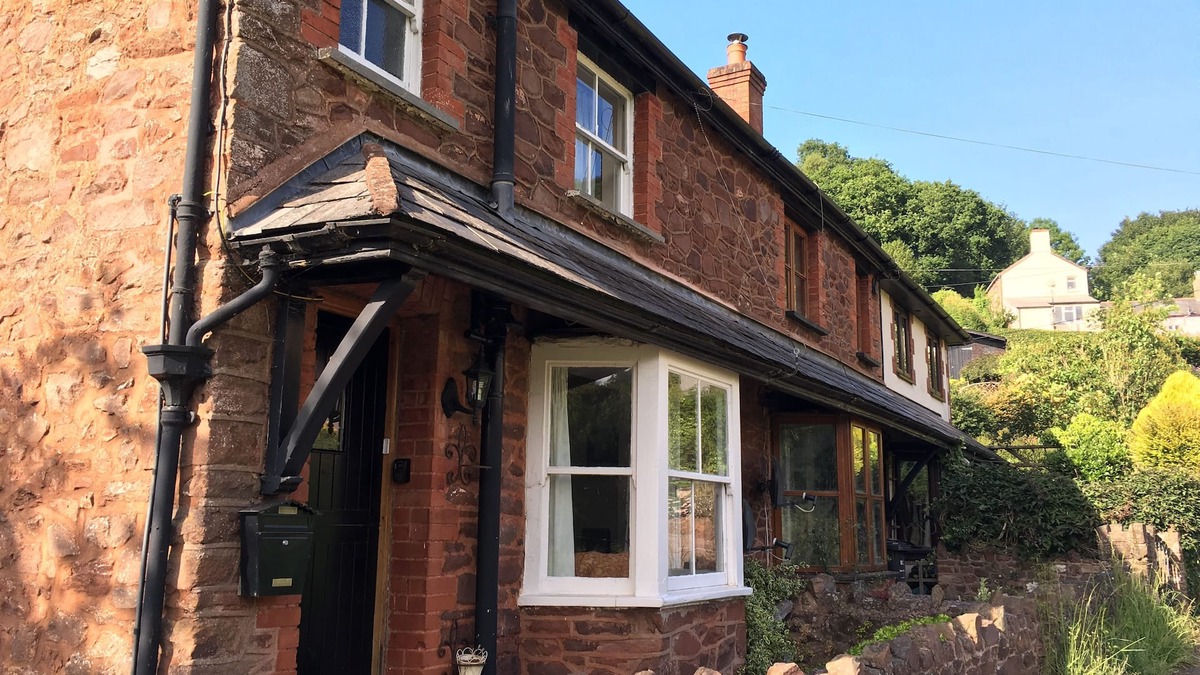Minehead Cottage | Charming Exmoor cottage in tranquil setting near mediaeval village of Dunster