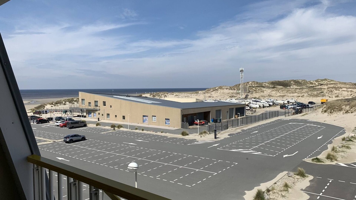 Fort-Mahon-Plage Apartment | Charming F2 Apt Near Beach, Shops, Balcony, Pet-Friendly