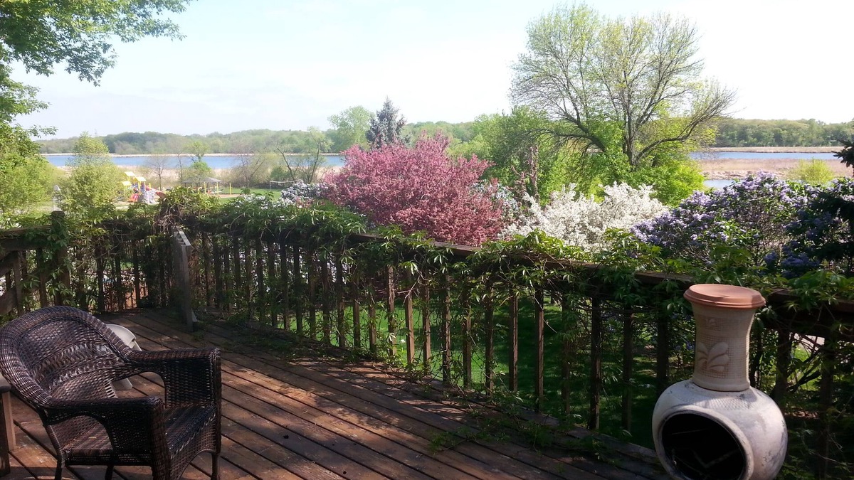 Chanhassen House | Charming Family-Friendly Chanhassen Home!