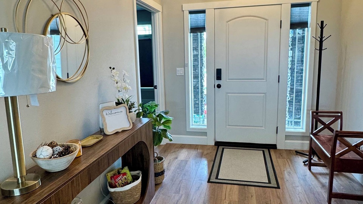 Tri-Cities House | Charming Family-friendly 4-bedroom home with AC, WiFi in delightful Kennewick.