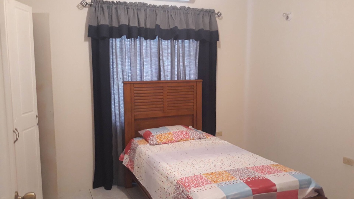 Arima House | Charming family home in a serene gated community of The Crossings