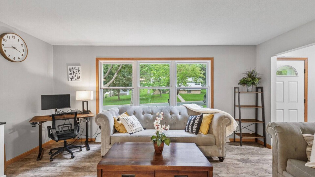 Burnsville House | Charming Family Home in Burnsville