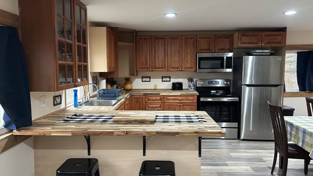 Richfield Springs Other | Charming Farmhouse Retreat minutes from Cooperstown! Scenic Views & Styish Decor