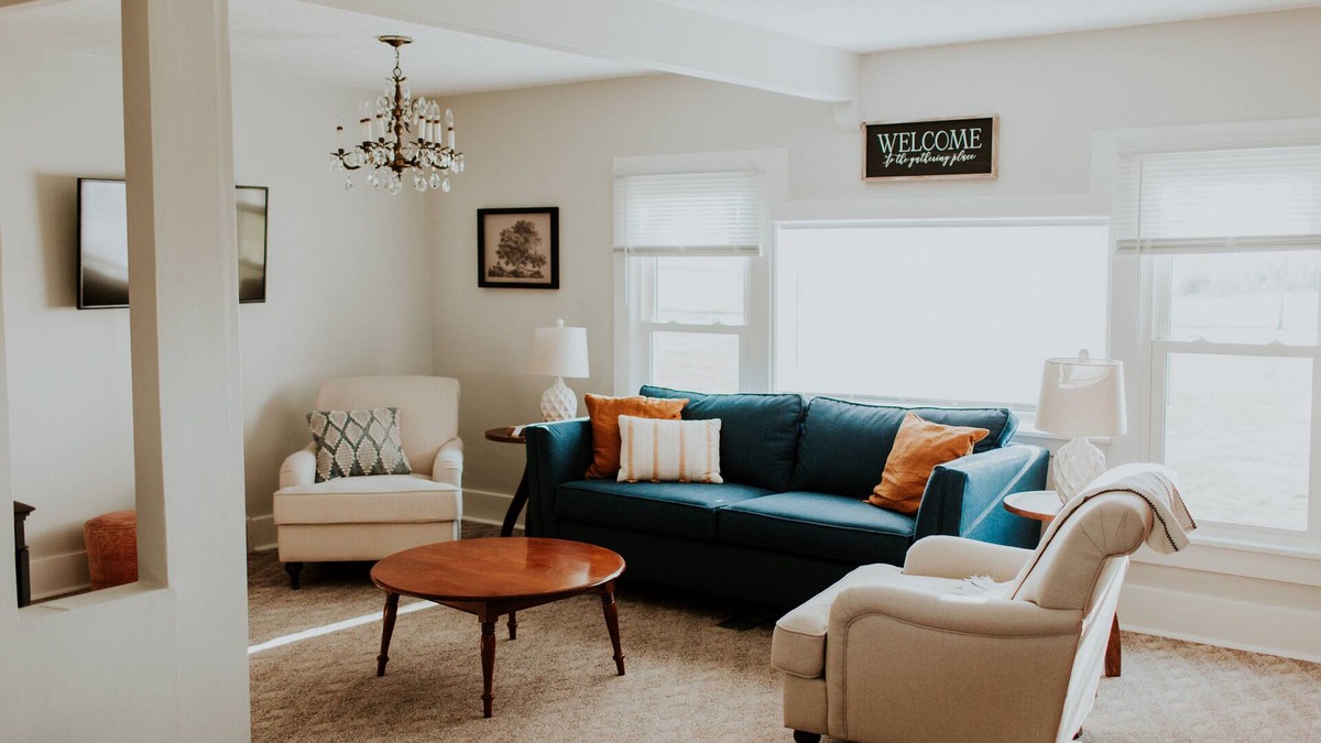 Nappanee House | Charming farmhouse in peaceful countryside