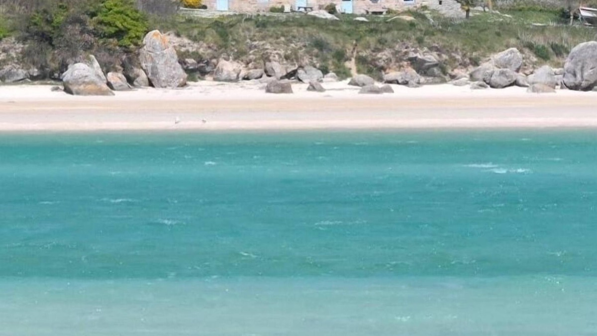 Berven House | Charming farmhouse with exceptional view of Kernic Bay