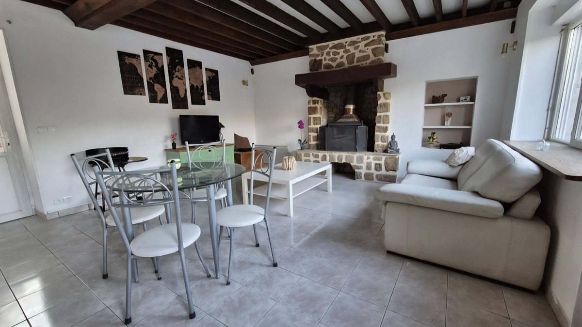 Carelles House | Charming farmhouse with exposed beams, fireplace and grounds not overlooked
