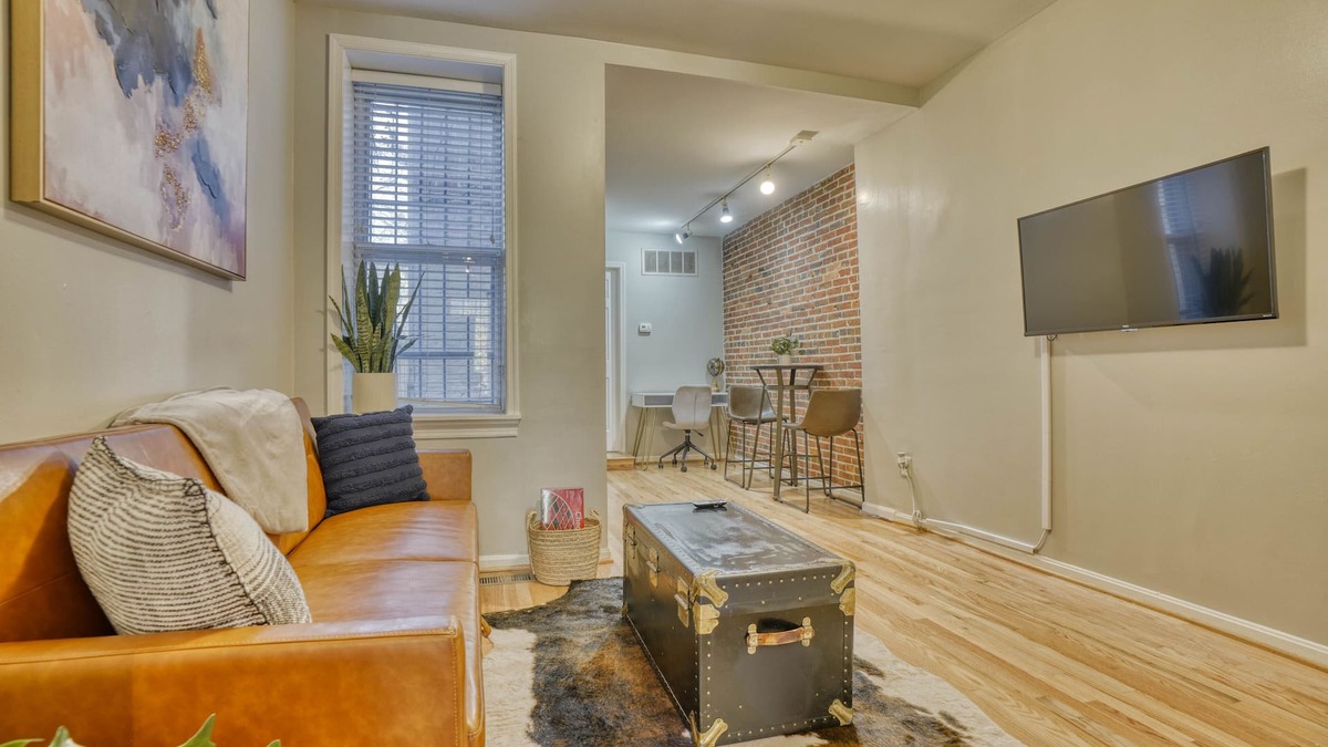 Federal Hill Apartment | Charming Federal Hill! One Bedroom With Vibes