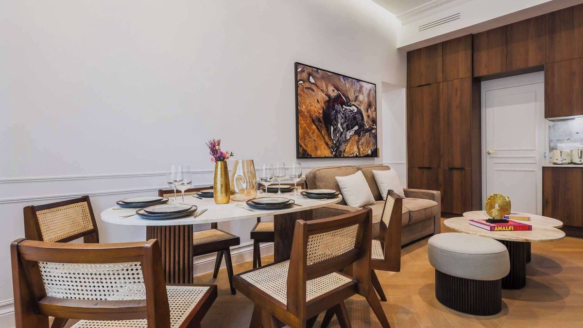 L'Europe Apartment | Charming flat - 2BR/6P - Arc de Triomphe