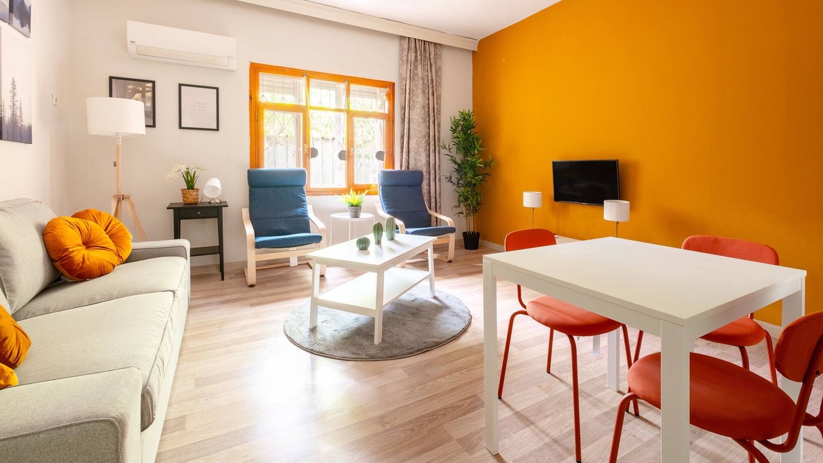 Goynuk Apartment | Charming Flat w Garden, 5 min to Beach in Kemer