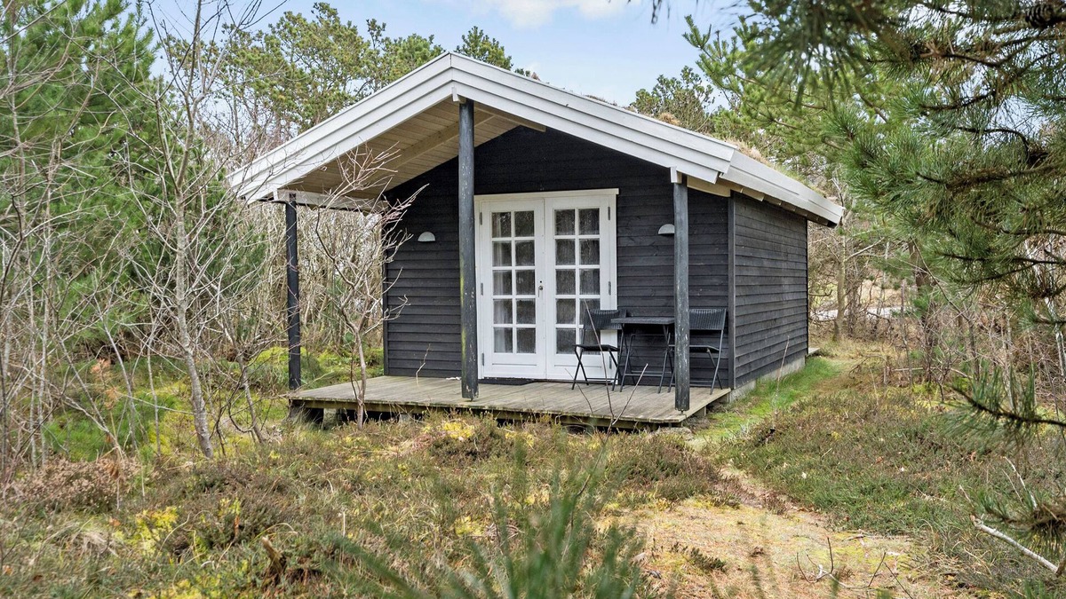 Ringkobing Cabin | Charming forest cabin