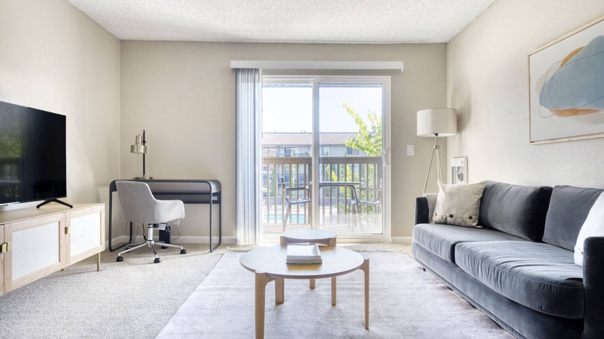 Foster City Apartment | Charming Foster City 1BR w/Gym, Pool, W/D, near highways, by Blueground