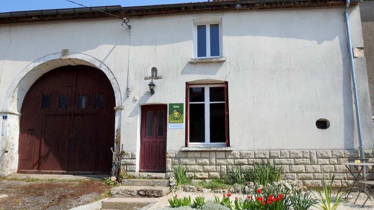 Breuvannes-en-Bassigny Cottage | Charming Countryside Cottage with Garden, Fireplace, and Baby Equipment, Pets Welcome!