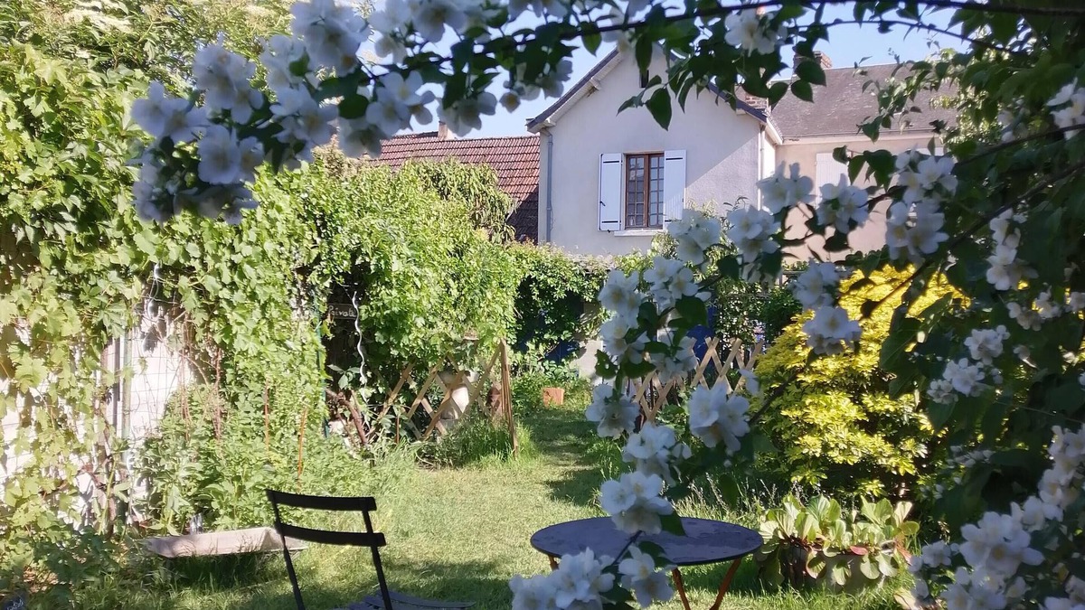 La Chapelle-aux-Choux Cottage | Charming gîte * in the Loir and Loire valleys