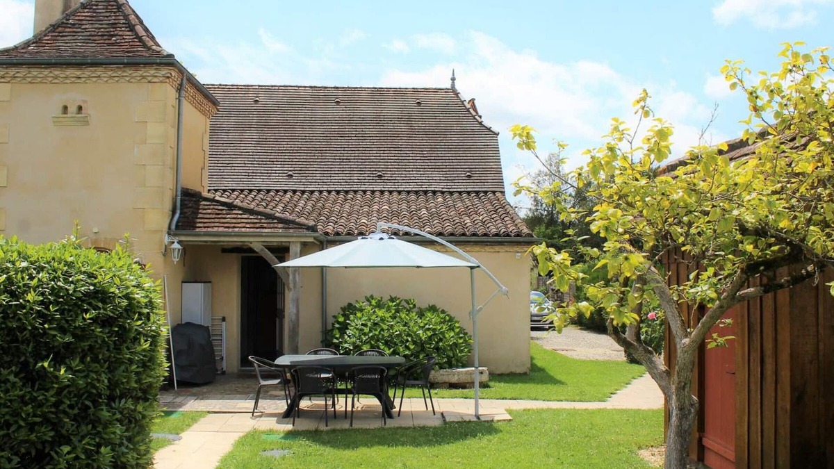 Lamonzie-Saint-Martin Cottage | Charming House with Shared Pool near Bergerac Vineyards
