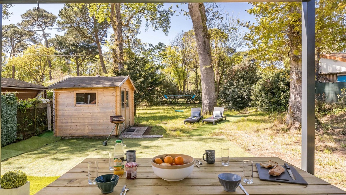 Saint-Brevin-l'Ocean Cottage | Charming Renovated House Near Beach with Garden & Parking