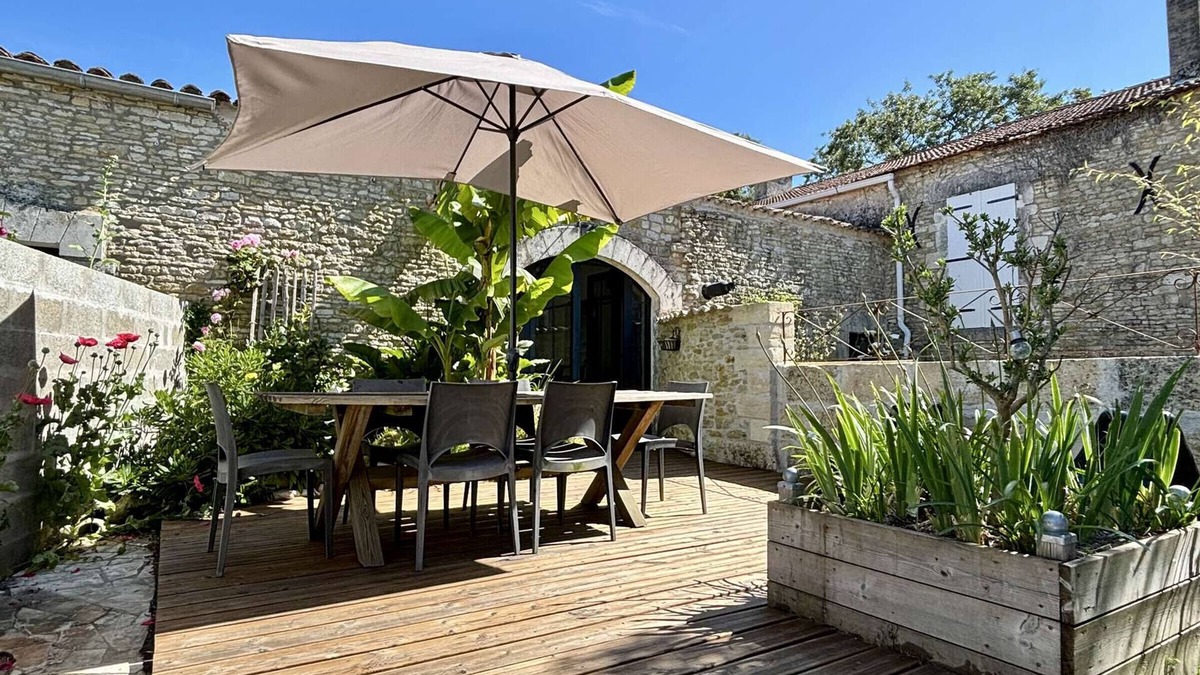 Saint-Georges-d'Oleron House | Charming Renovated House Near Beach & Cycling Trails, Sleeps 4, Quiet Area