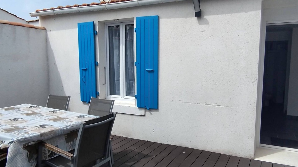 Domino House | Charming 4-Person House in Domino, Oléron - Close to Market, Beaches, and Nature Trails