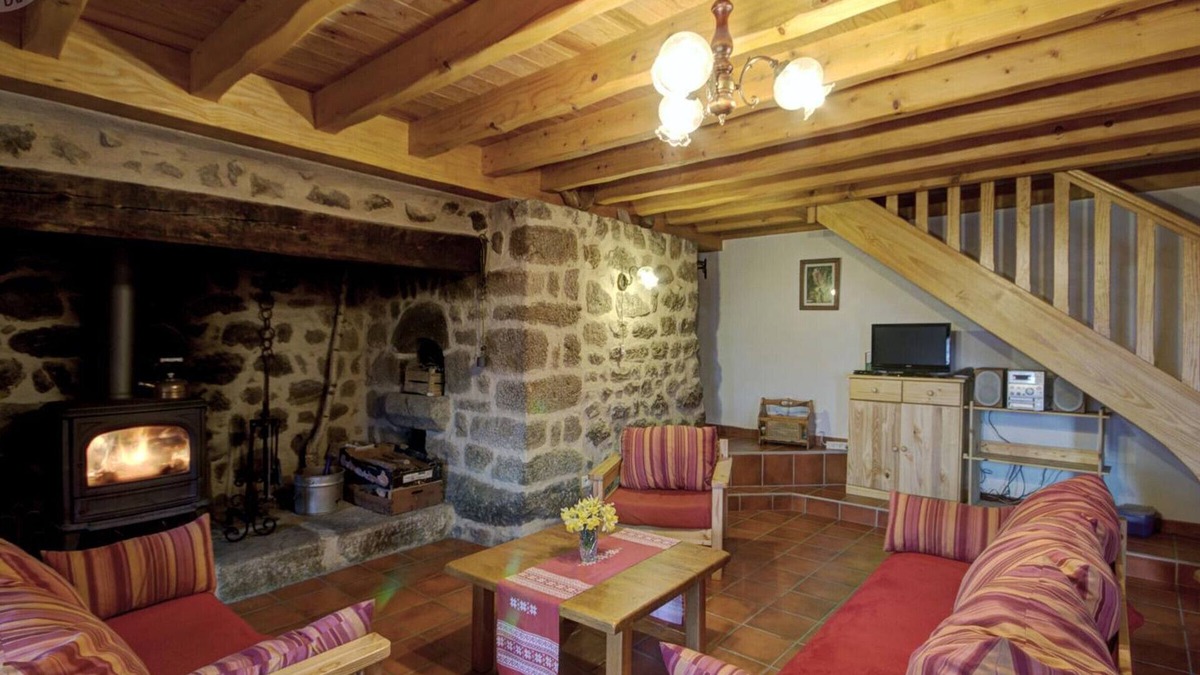 Saint-Jean-Soleymieux Cottage | Charming Cottage with Fireplace, Enclosed Terrace, Near Nature Trails, Pet-Friendly
