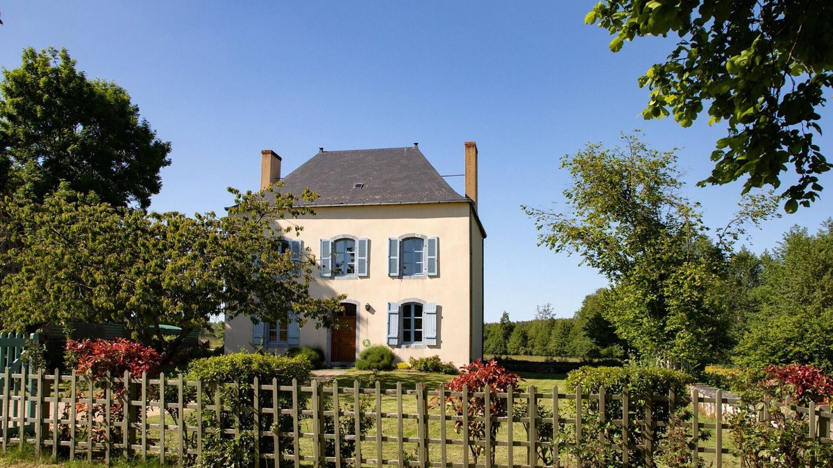 Saint-Pierre-sur-Erve Cottage | Charming XIX Century Home with Garden, Near River, Hiking Trails, and Historic Sites