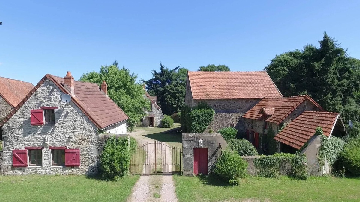 Antully Villa | Charming and Romantic Domain with 5 gîtes