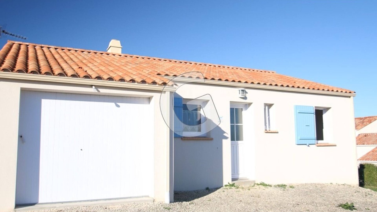 Saint-Vincent-sur-Jard House | Charming Holiday Home for 4 in Saint-Vincent-sur-Jard, Near Beach, Terrace, and BBQ