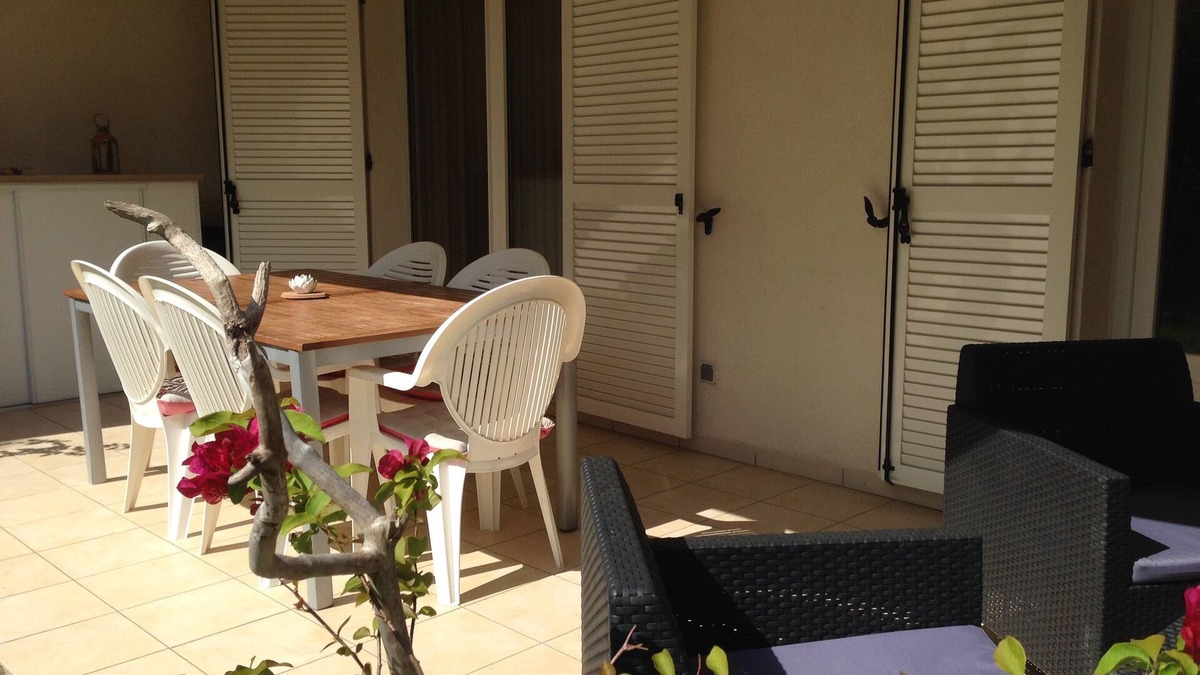 Santa-Lucia-di-Moriani Apartment | Charming apartment with large terrace and private pool 5 minutes from the beach