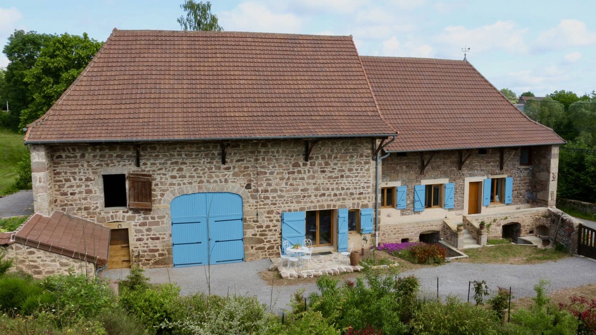 Trivy House | Charming gîte - 15 people - Renovated farm - Burgundy