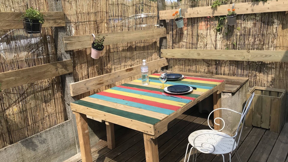 Avrille-les-Ponceaux Apartment | Charming gîte for two in the heart of the Loire castles