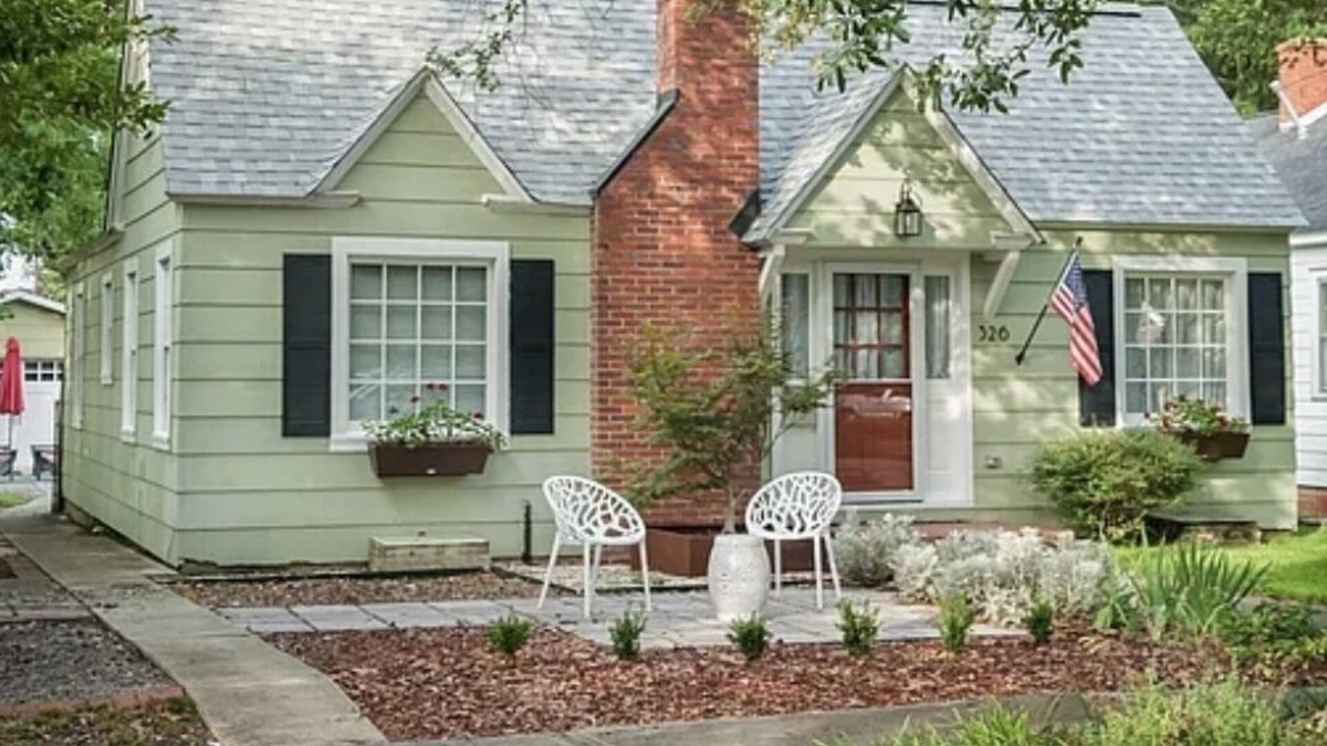 Georgetown House | Charming Georgetown bungalow within walking distance to downtown & boat access