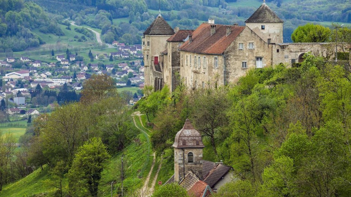 Belvoir Other | CHARMING GITE AT BELVOIR CASTLE DOUBS FRANCHE COMTE MONTAGNE DU JURA