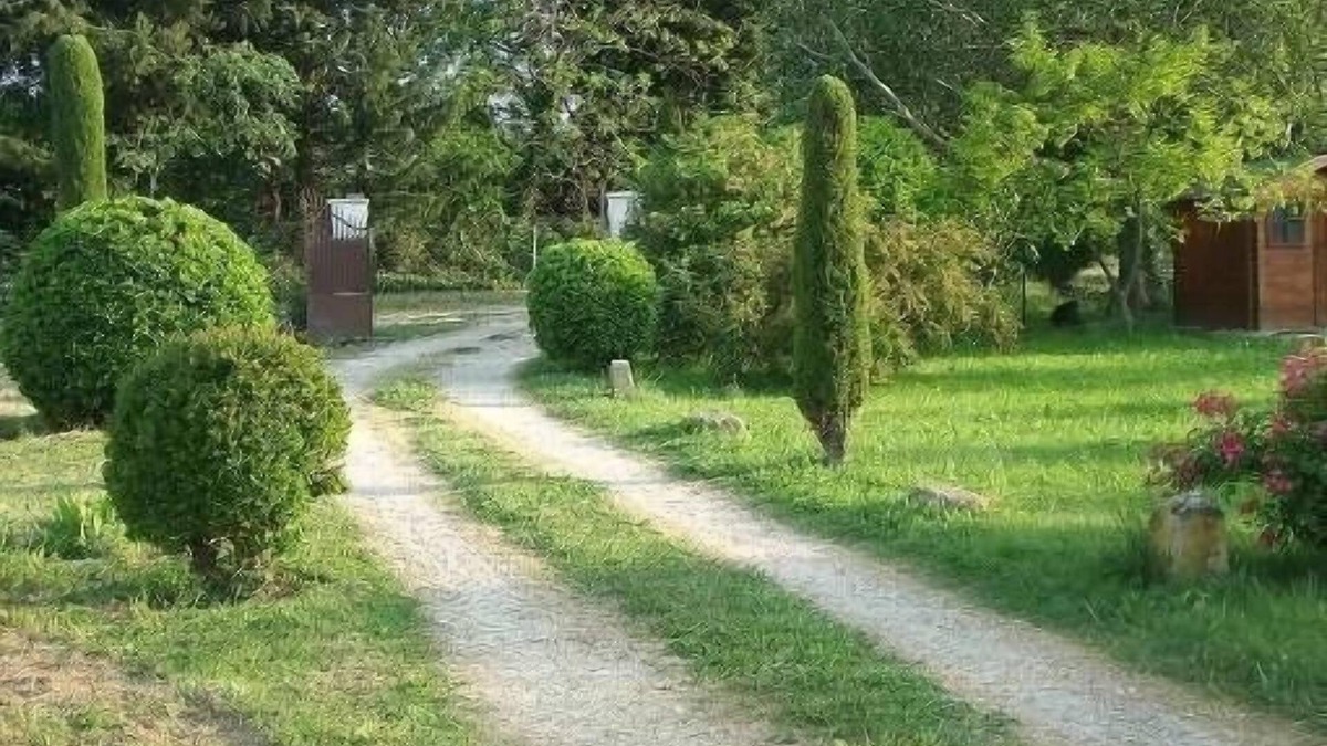 Eygalieres Cottage | CHARMING GITE WITH POOL AT THE FOOT OF ALPIILES IN EYGALIERES