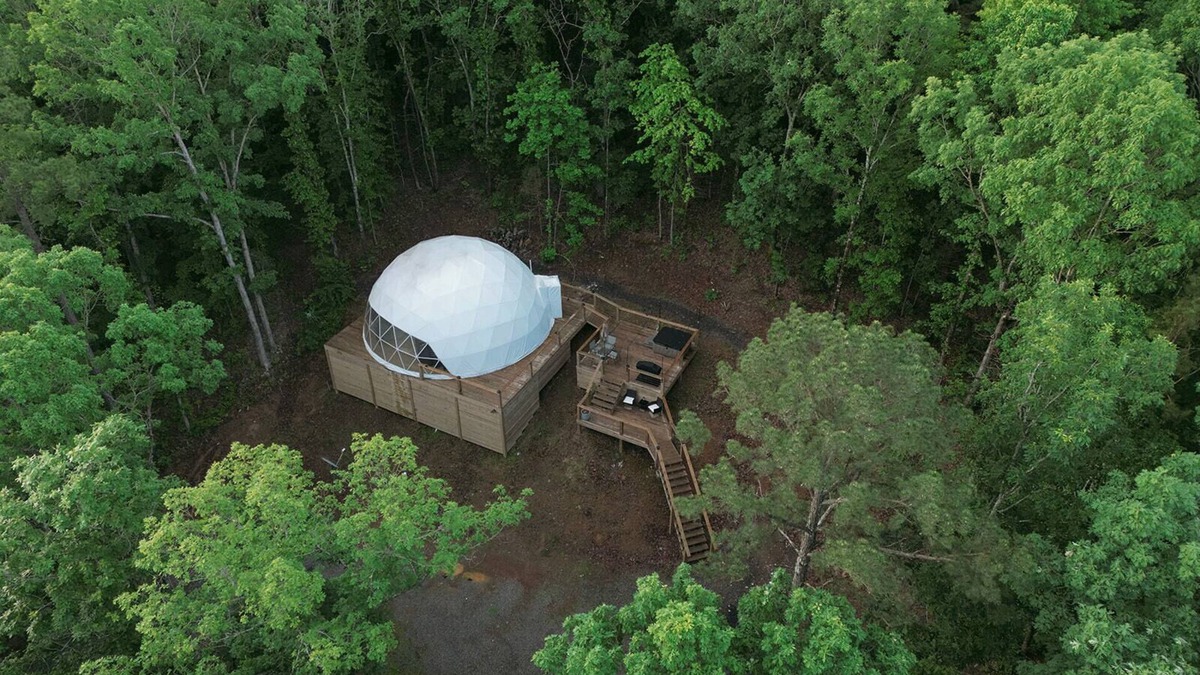 Wilburn House | Charming glamping dome in quaint Heber Springs