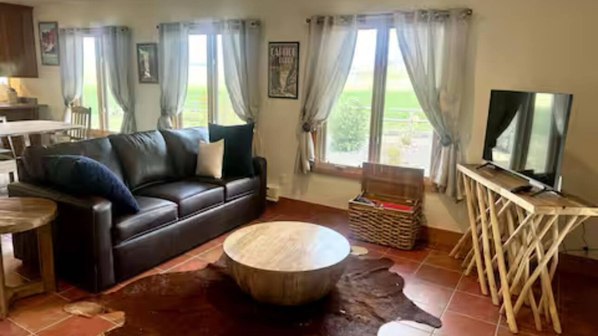 Torrey House | Charming Goose Neck 2-bedroom house in tranquil Torrey with EV
