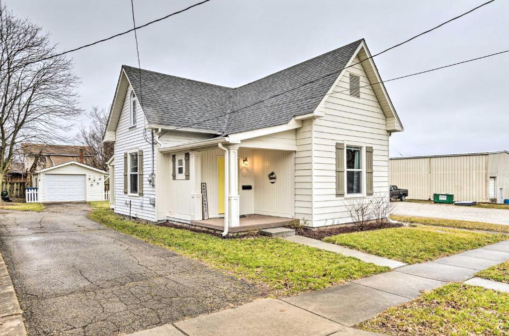 Greencastle House | Charming Greencastle Home Less Than 1 Mi to DePauw!
