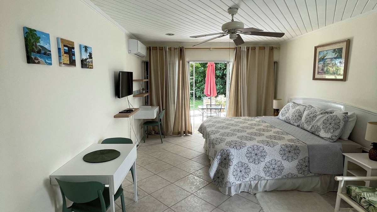 Worthing Apartment | Charming Ground-Floor Studio in South Coast Barbados