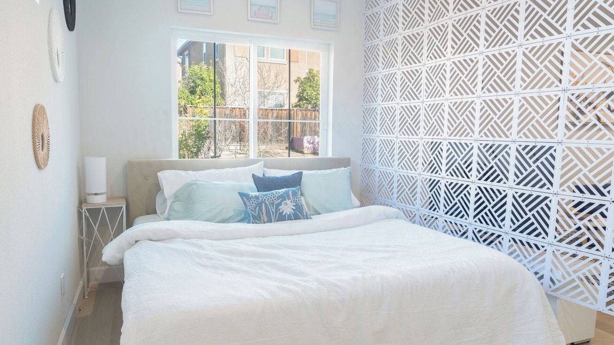 Livermore House | Charming Guest Suite for Two