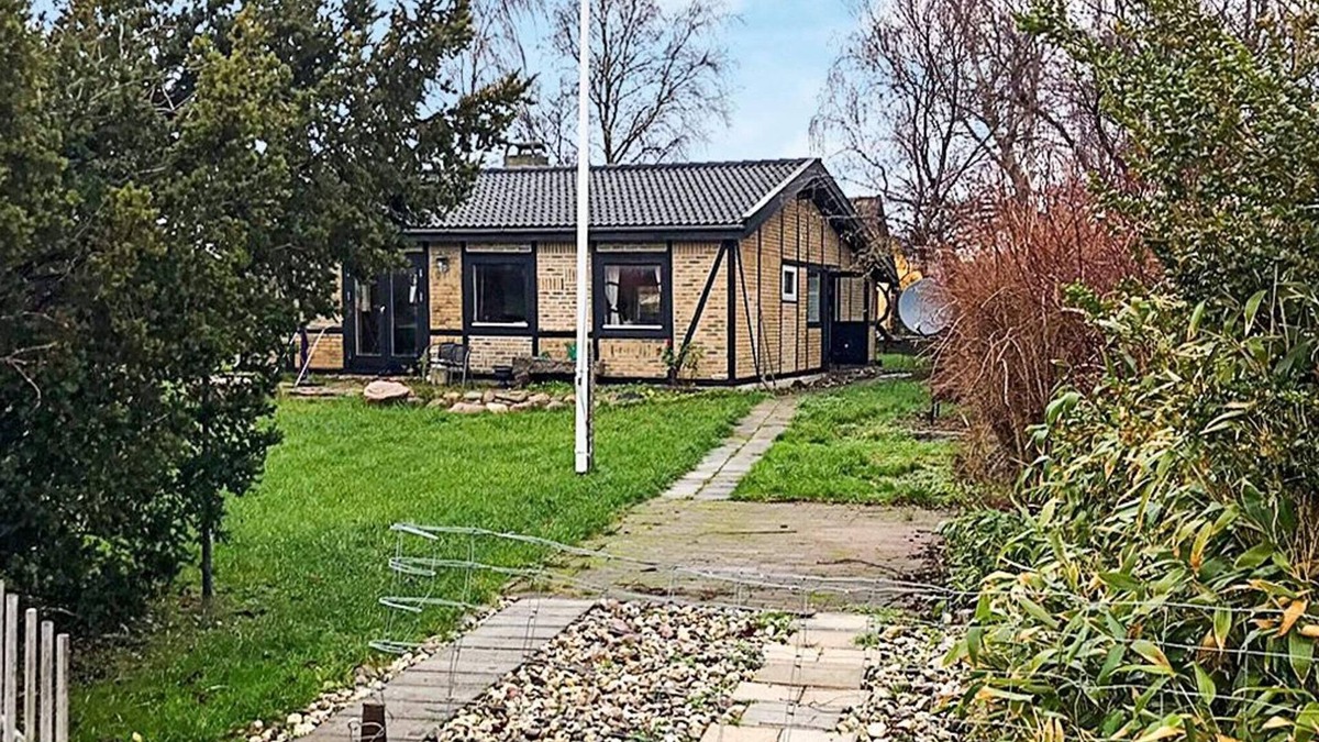 Kulhuse House | Charming Harbor Cottage-By Traum
