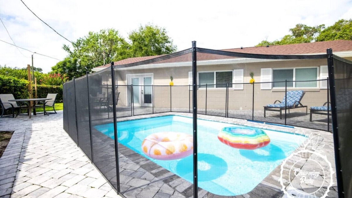 Altamonte Springs House | Charming Heated Pool home in Altamonte Springs