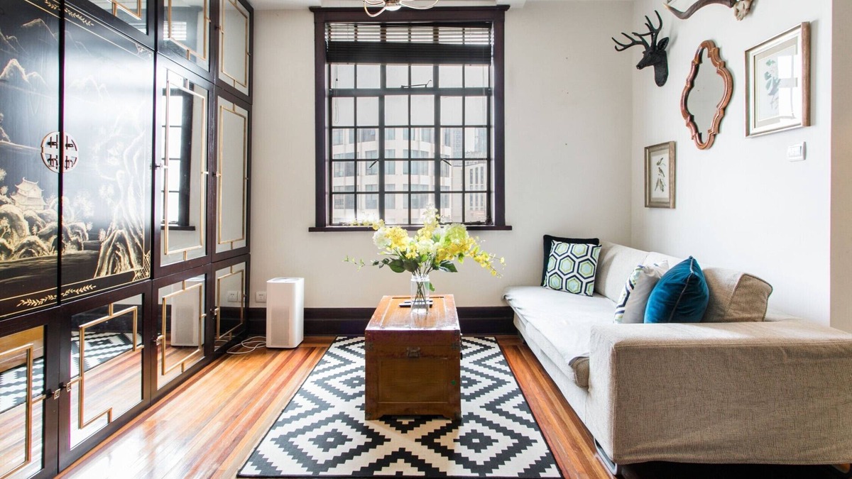 Jing'an Apartment | Charming Heritage Suite on Nanjing W Rd/Jing'an