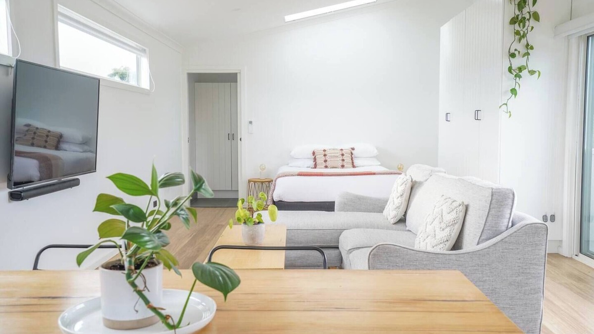 Highton House | Charming Highton Hideaway between CBD and Surf Coast
