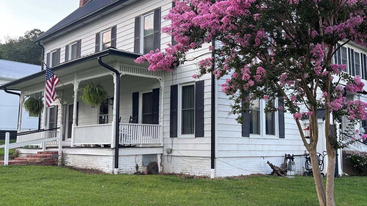 Kuttawa House | Charming, historic, 4-bedroom lake house w/Hot tub just steps away from lake!