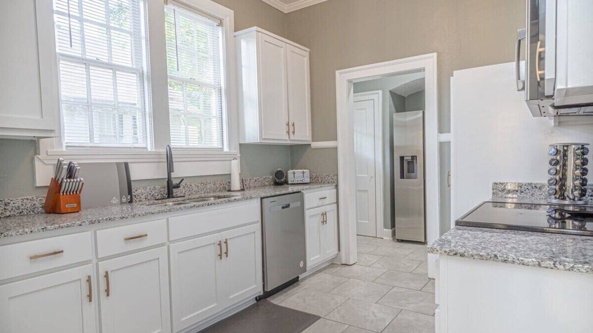 Columbus House | Charming Historic Home in Midtown Columbus