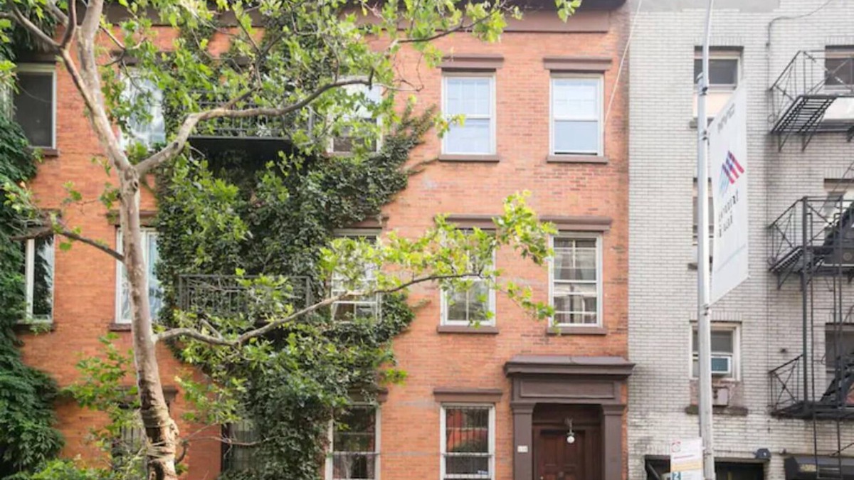 Ukrainian Village House | charming historic east village brownstone