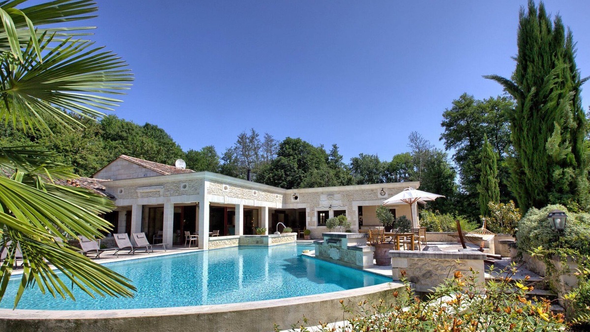 Carignan-de-Bordeaux Villa | Charming house with swimming pool, tennis, spa,hammam, sauna and fitness room