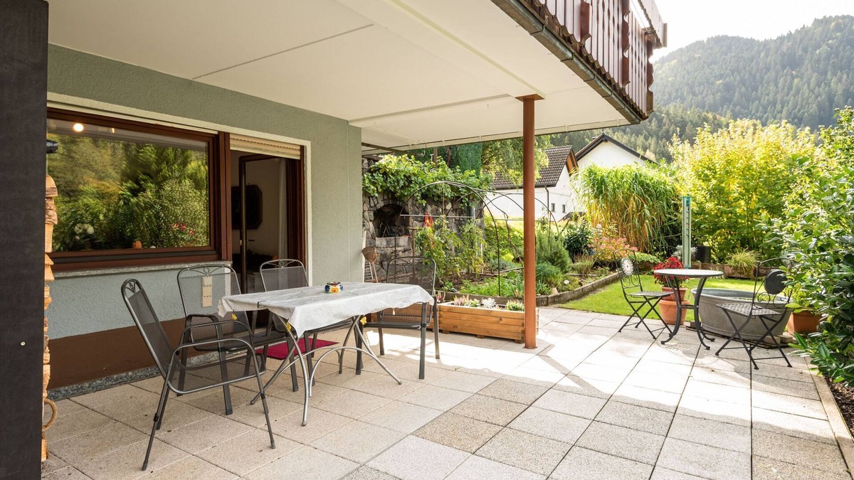 Schiltach Apartment | Charming Holiday Home in Lehengericht near the Forest