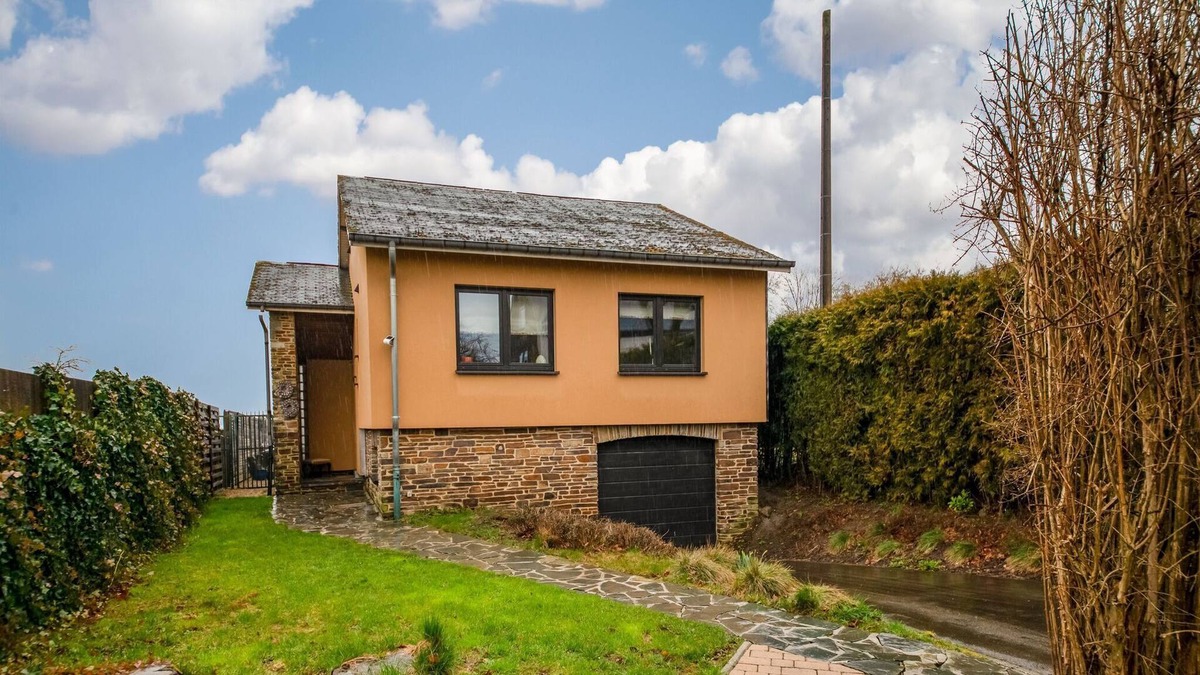 Bertrix House | Charming holiday home in Bertrix with private sauna