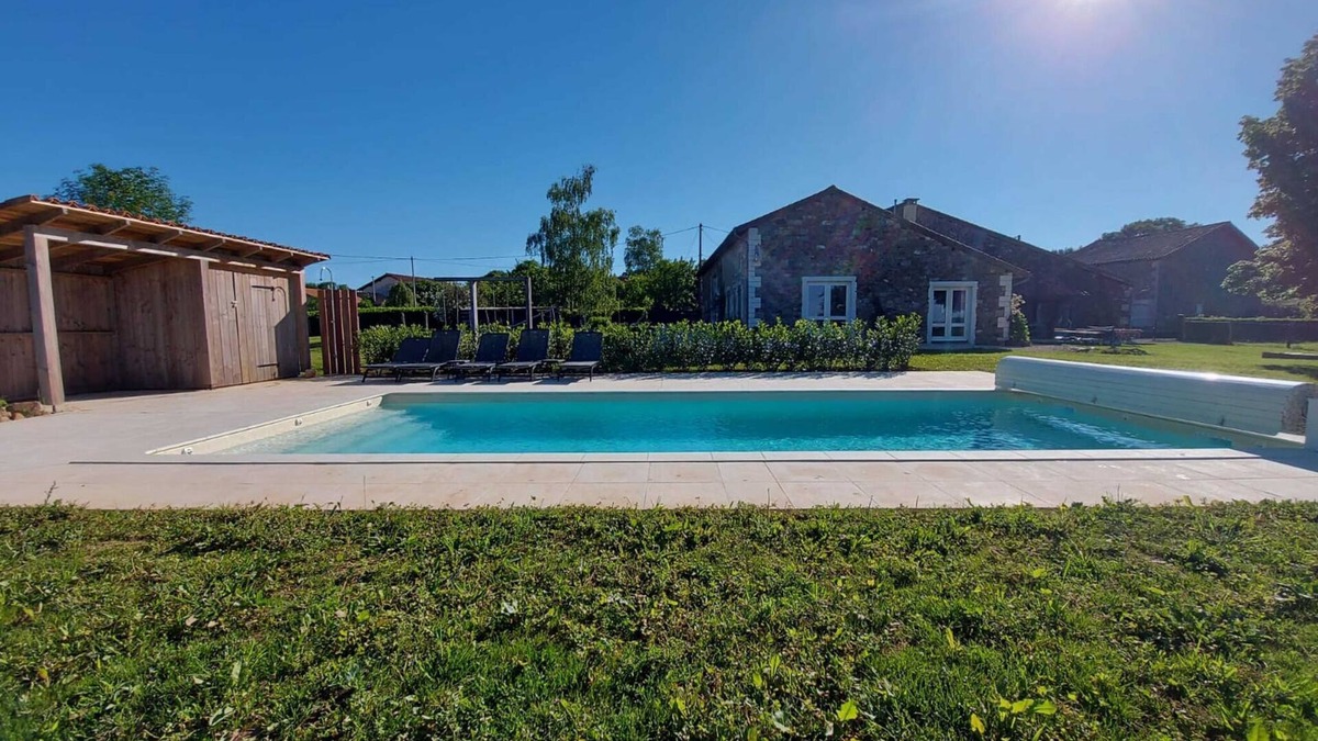 Rouzede House | Charming holiday home with private pool