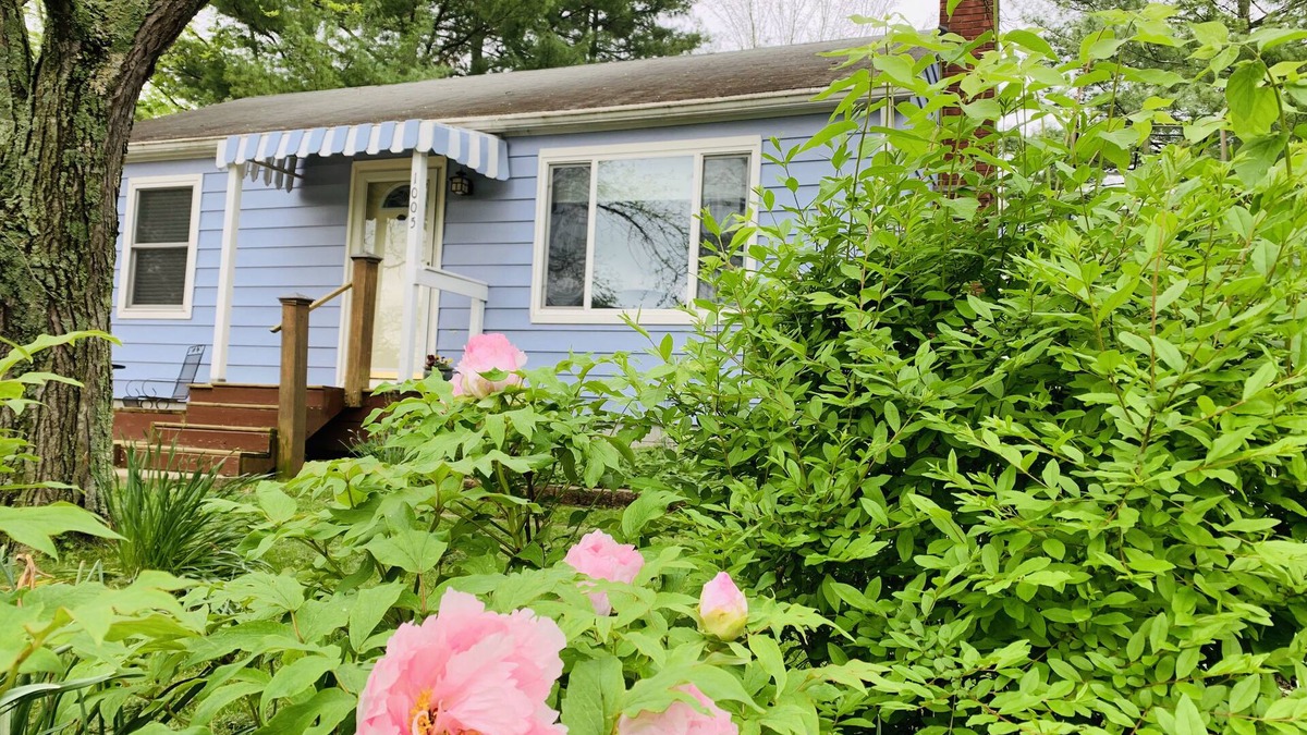 Bloomington House | Charming Home .4 miles from IU, Walk EVERYWHERE